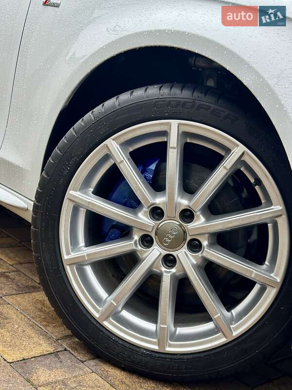Седан Audi A4 2015 в Вінниці