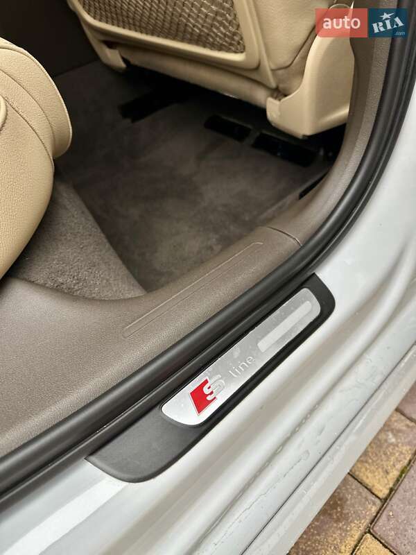 Седан Audi A4 2015 в Вінниці