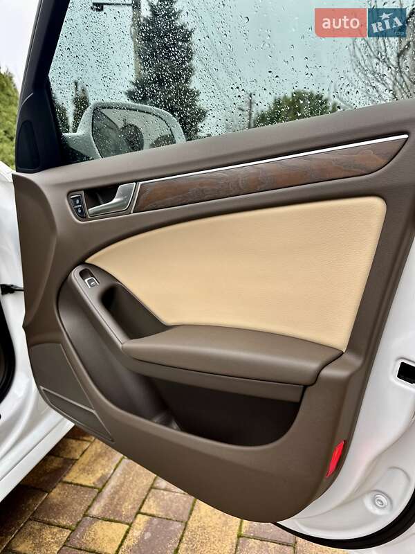 Седан Audi A4 2015 в Вінниці