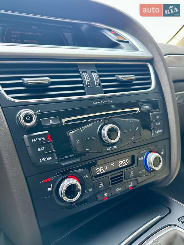 Седан Audi A4 2015 в Вінниці