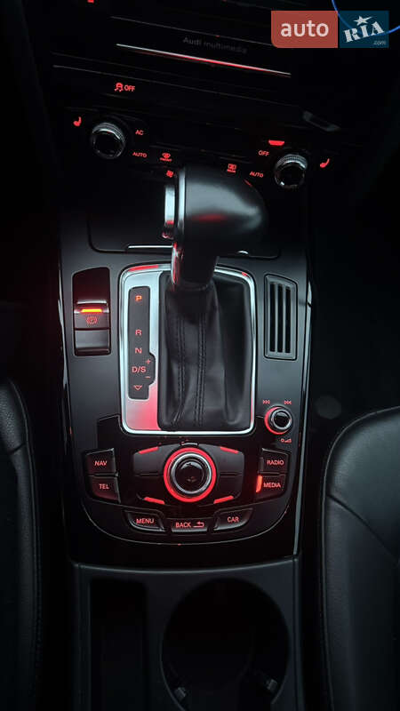 Седан Audi A4 2012 в Києві