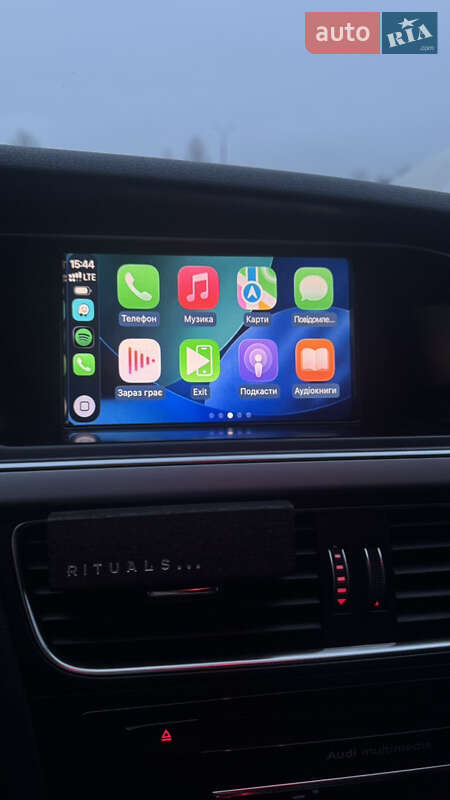 Седан Audi A4 2012 в Києві