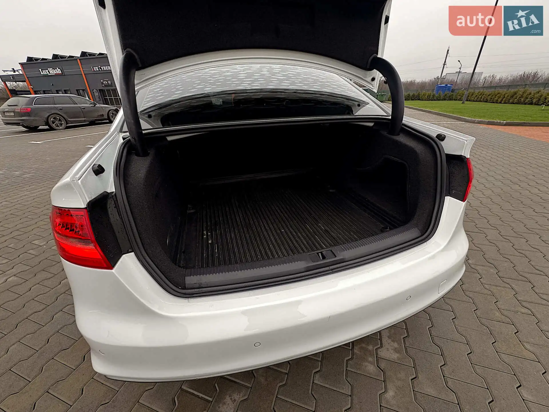 2013 Audi A4 - мініатюра 21
