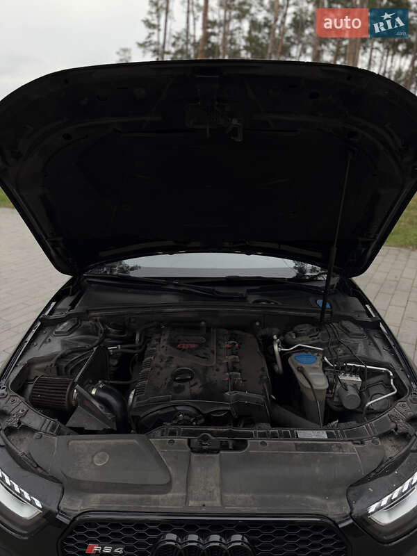 Седан Audi A4 2013 в Житомирі