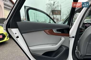 Седан Audi A4 2023 в Виннице