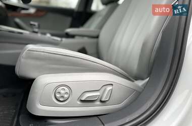 Седан Audi A4 2023 в Виннице