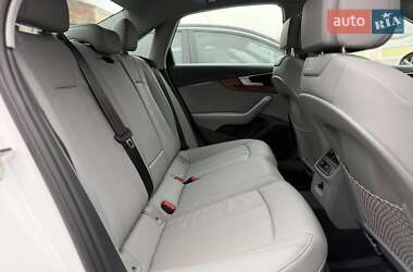Седан Audi A4 2023 в Виннице
