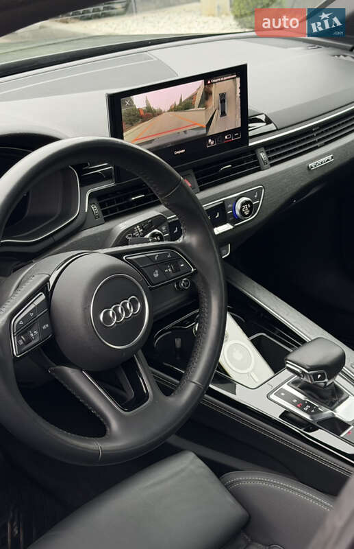 Седан Audi A4 2020 в Полтаві