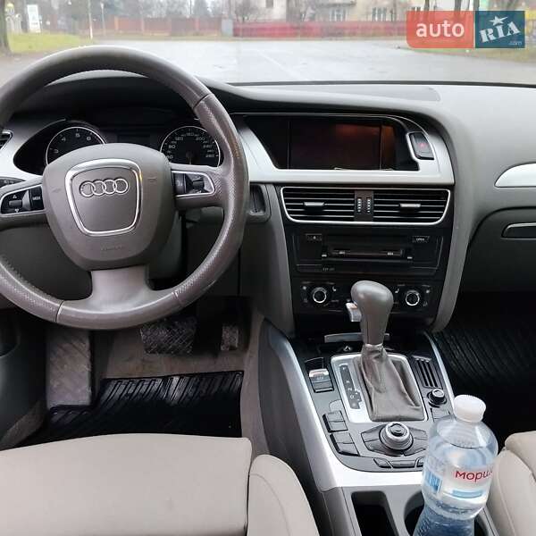 Універсал Audi A4 2011 в Івано-Франківську
