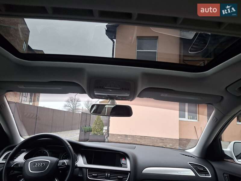 Седан Audi A4 2014 в Каменец-Подольском