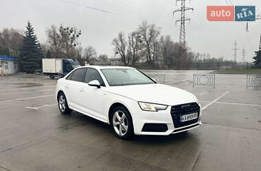 Седан Audi A4 2018 в Києві
