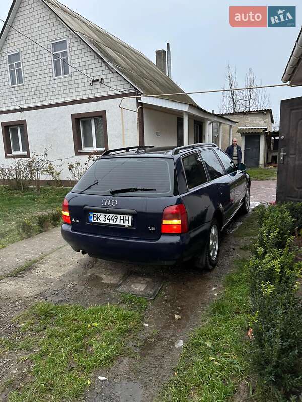 Универсал Audi A4 1996 в Киеве