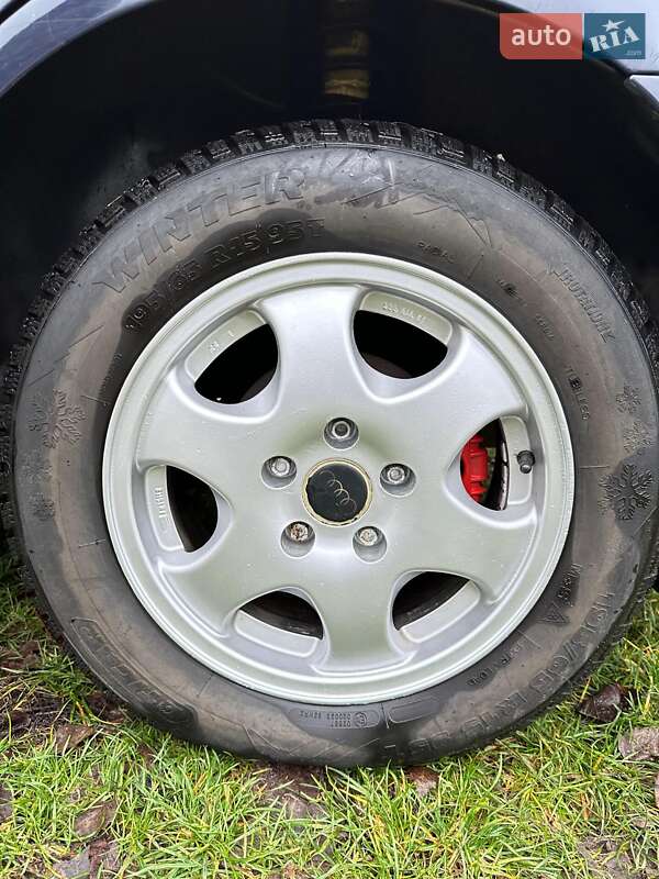 Универсал Audi A4 1996 в Киеве