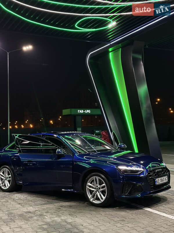 Седан Audi A4 2020 в Днепре