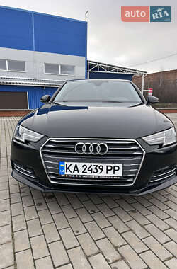 Седан Audi A4 2016 в Ромнах