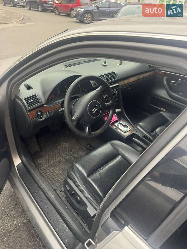 Седан Audi A4 2003 в Киеве