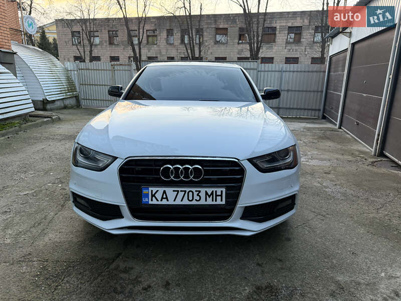 Седан Audi A4 2015 в Києві