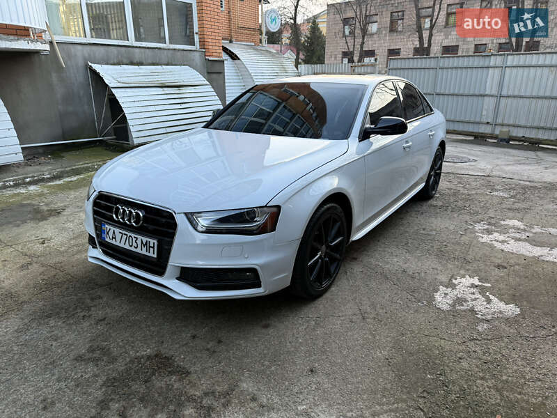 Седан Audi A4 2015 в Києві