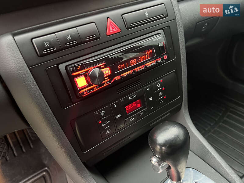 Универсал Audi A4 2000 в Луцке