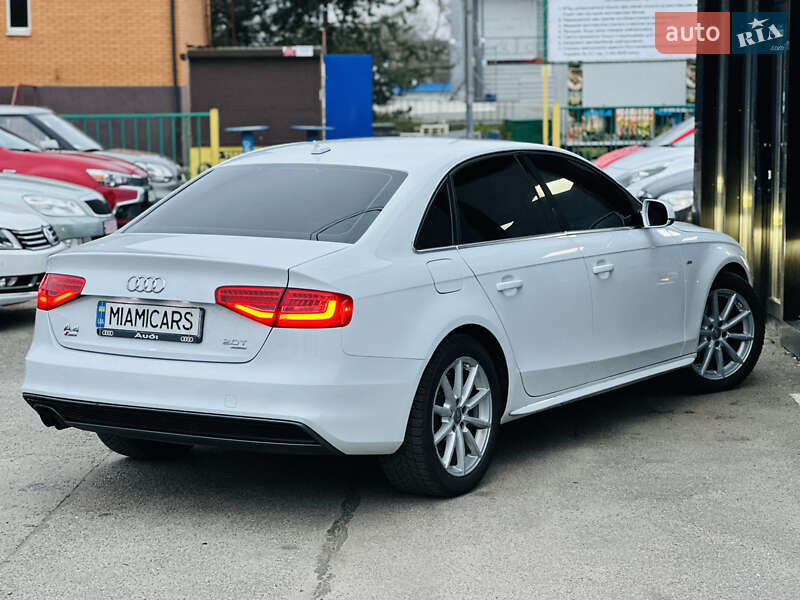 Седан Audi A4 2013 в Харкові