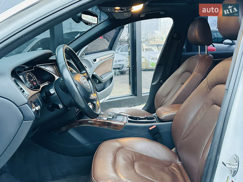 Седан Audi A4 2013 в Харкові