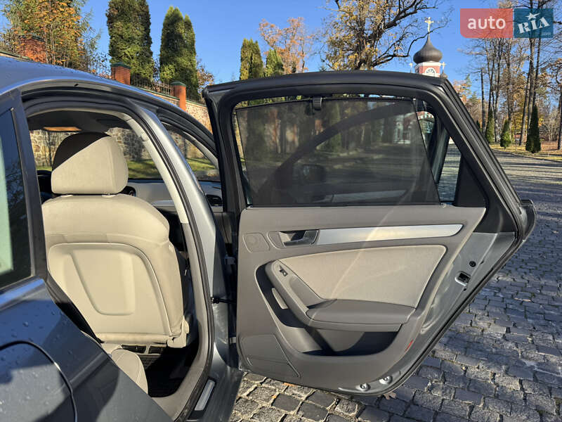 Седан Audi A4 2010 в Киеве фото 12 Седан Audi A4 2010 в Киеве