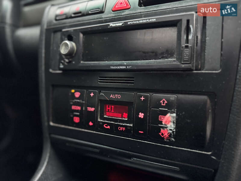 Универсал Audi A4 1999 в Черновцах