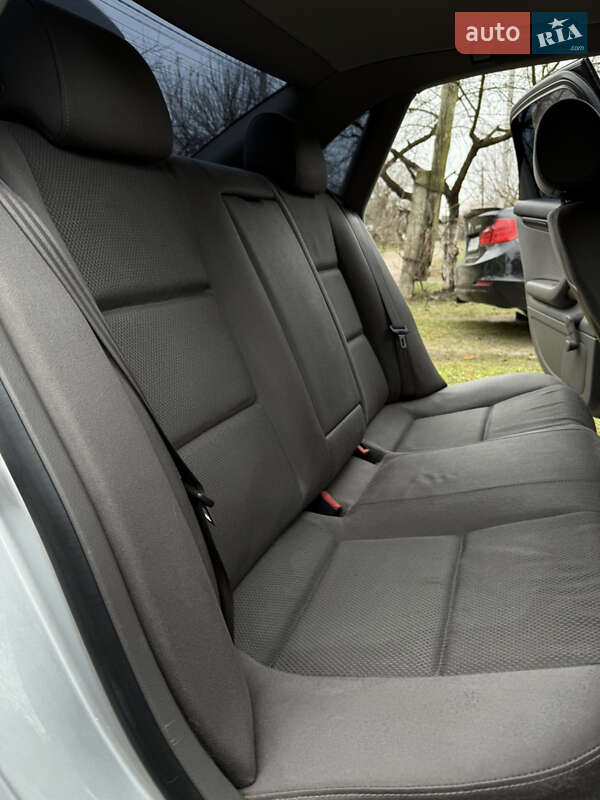 Седан Audi A4 2003 в Городні фото 16 Седан Audi A4 2003 в Городні