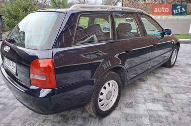 Универсал Audi A4 2000 в Черновцах