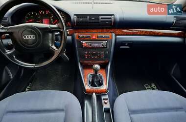 Универсал Audi A4 2000 в Черновцах
