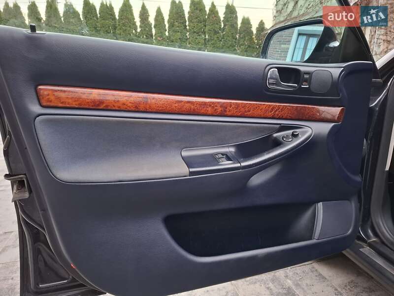 Универсал Audi A4 2000 в Черновцах