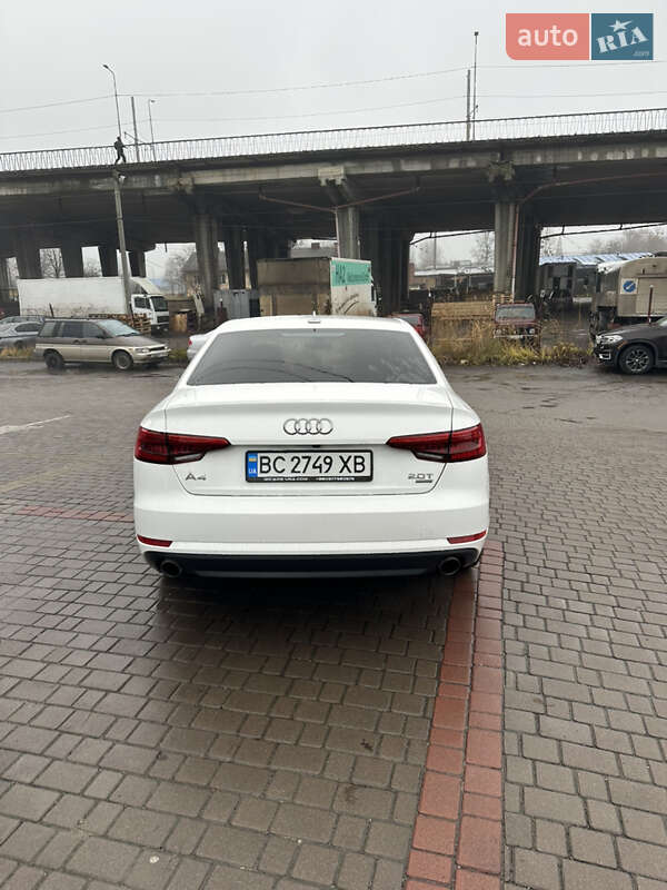 Седан Audi A4 2017 в Львове