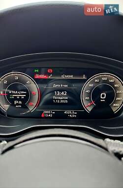 Седан Audi A4 2022 в Києві