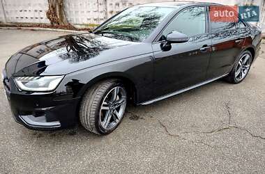 Седан Audi A4 2022 в Киеве