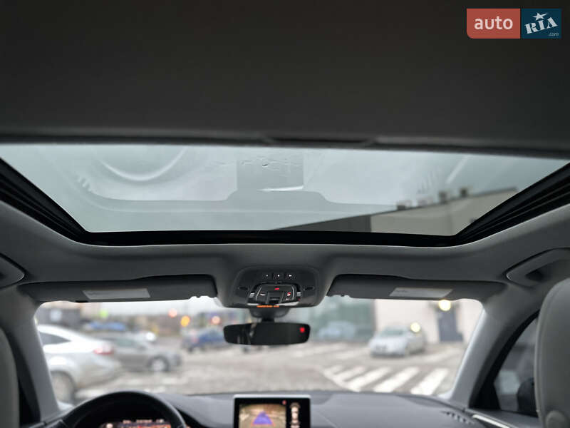 Седан Audi A4 2018 в Ровно