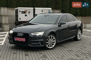 Седан Audi A4 2018 в Ровно