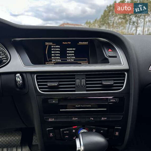 Седан Audi A4 2014 в Киеве