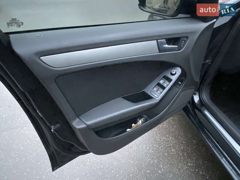 Седан Audi A4 2009 в Киеве