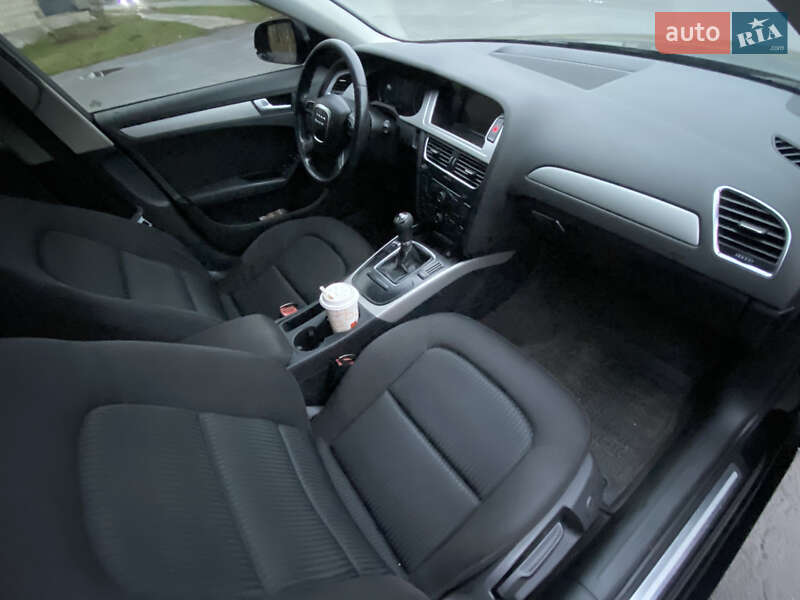 Седан Audi A4 2009 в Киеве