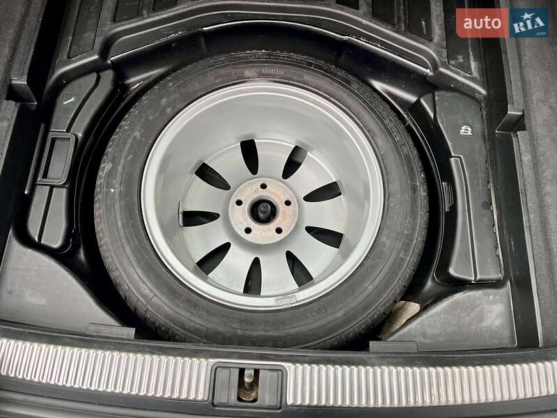 Універсал Audi A4 2006 в Умані