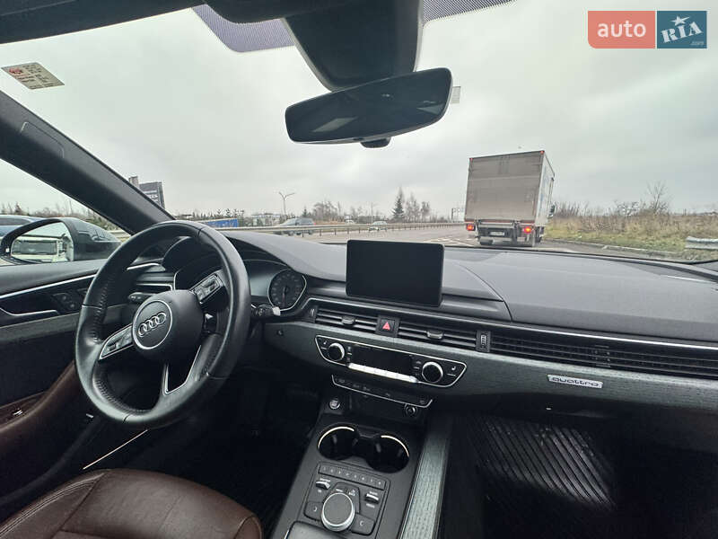 Седан Audi A4 2017 в Львове