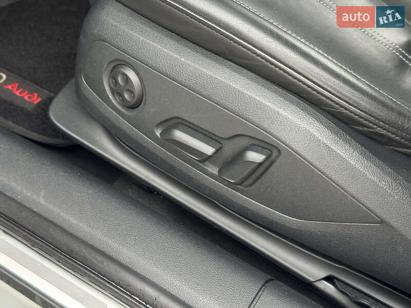 Седан Audi A4 2021 в Николаеве