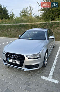 Седан Audi A4 2014 в Тернополе