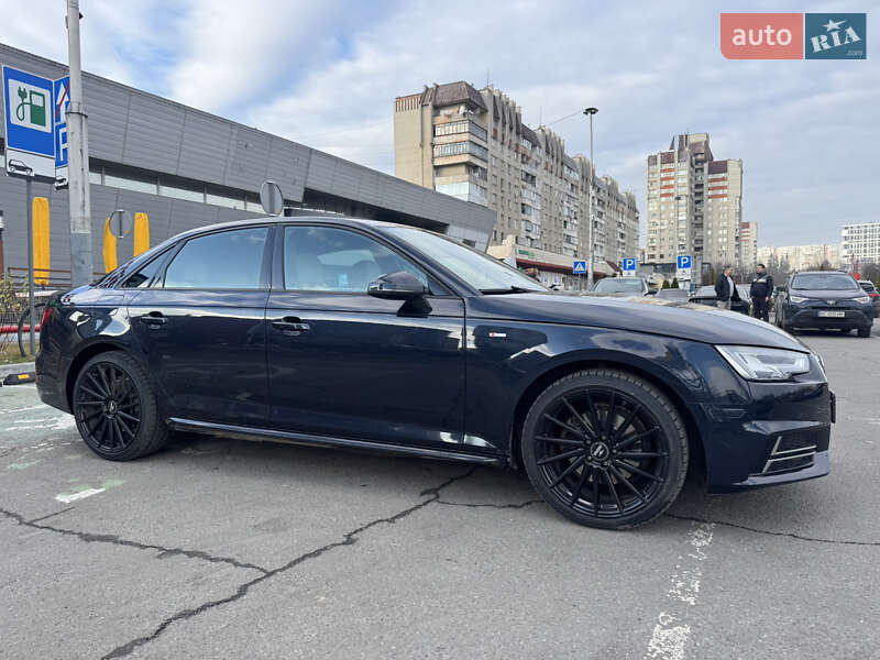 Седан Audi A4 2016 в Львове