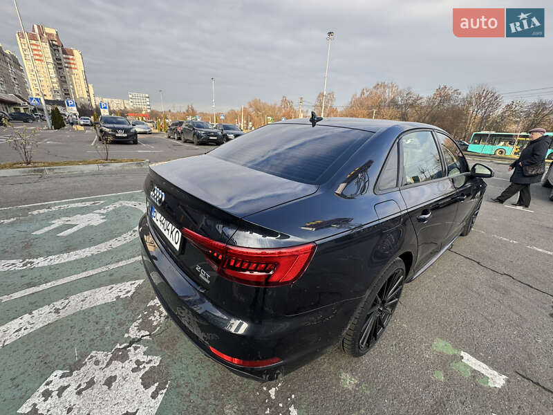 Седан Audi A4 2016 в Львове
