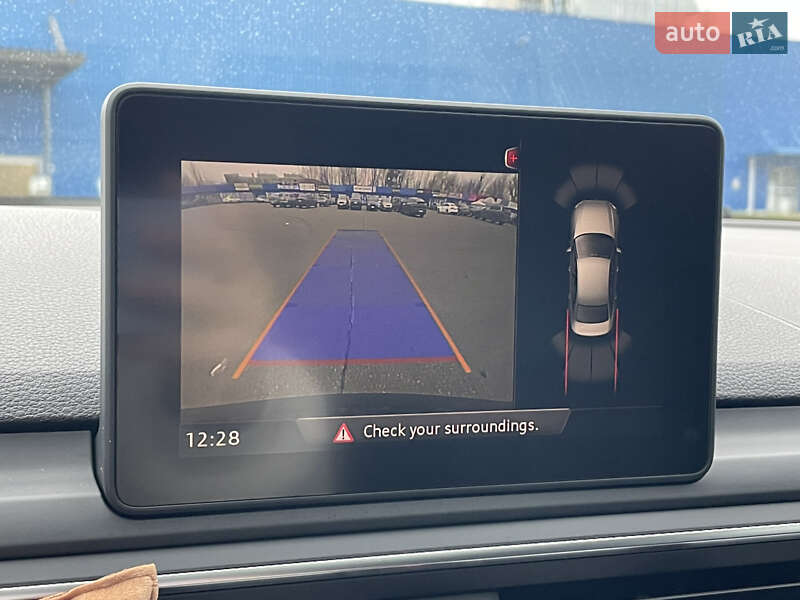 Седан Audi A4 2015 в Киеве