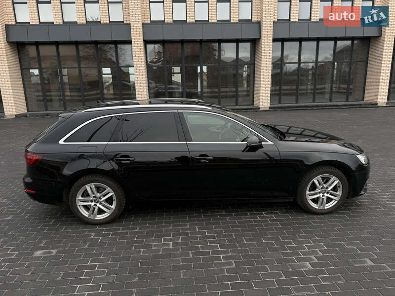 Универсал Audi A4 2017 в Виннице