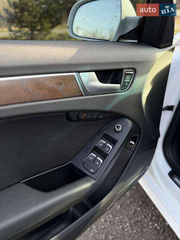 Седан Audi A4 2013 в Бориславе фото 29 Седан Audi A4 2013 в Бориславе