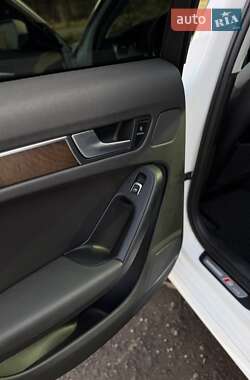 Седан Audi A4 2013 в Бориславе