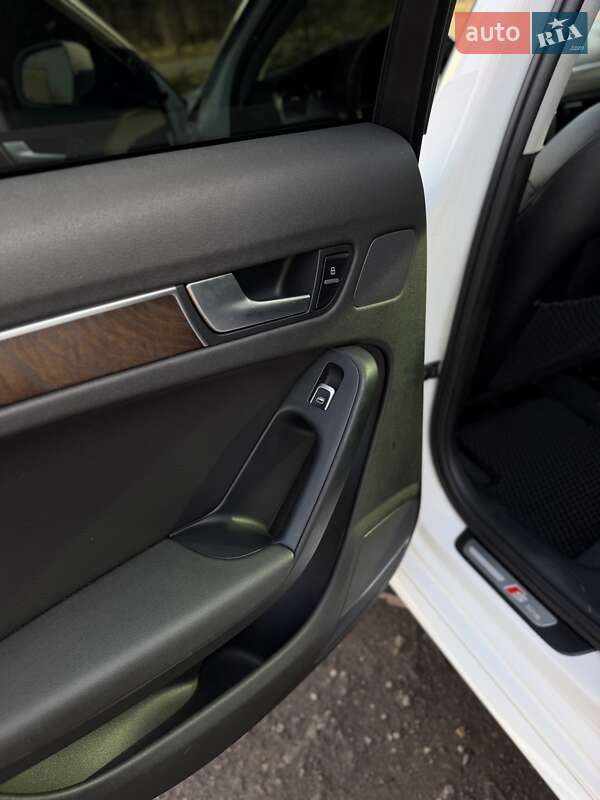 Седан Audi A4 2013 в Бориславе фото 30 Седан Audi A4 2013 в Бориславе